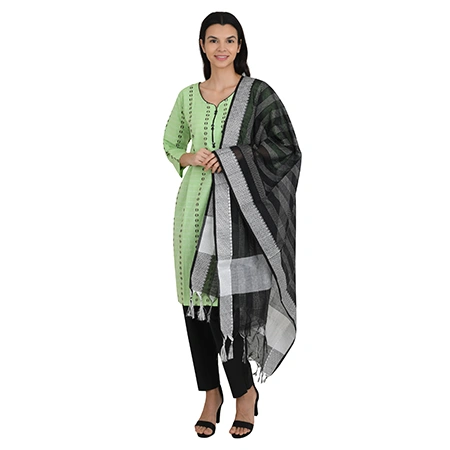  Model Photographer in Chawri Bazar for Women's Suit